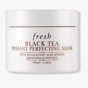 Fresh Black Tea Instant Perfecting Mask improves elasticity & plumps skin